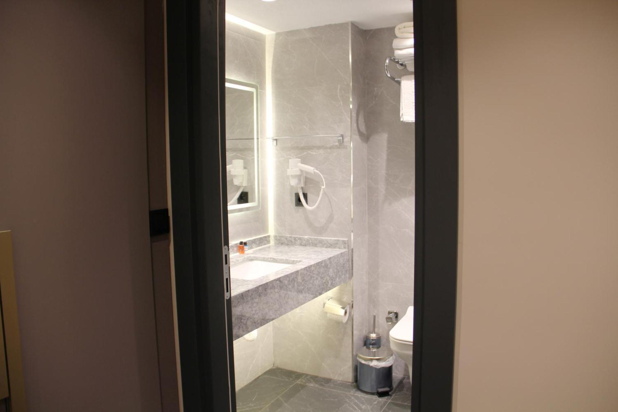 Sabiha Sultan Hotel-Karakoy Istanboel Buitenkant foto